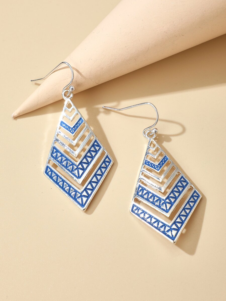 Avesta Earrings ™️